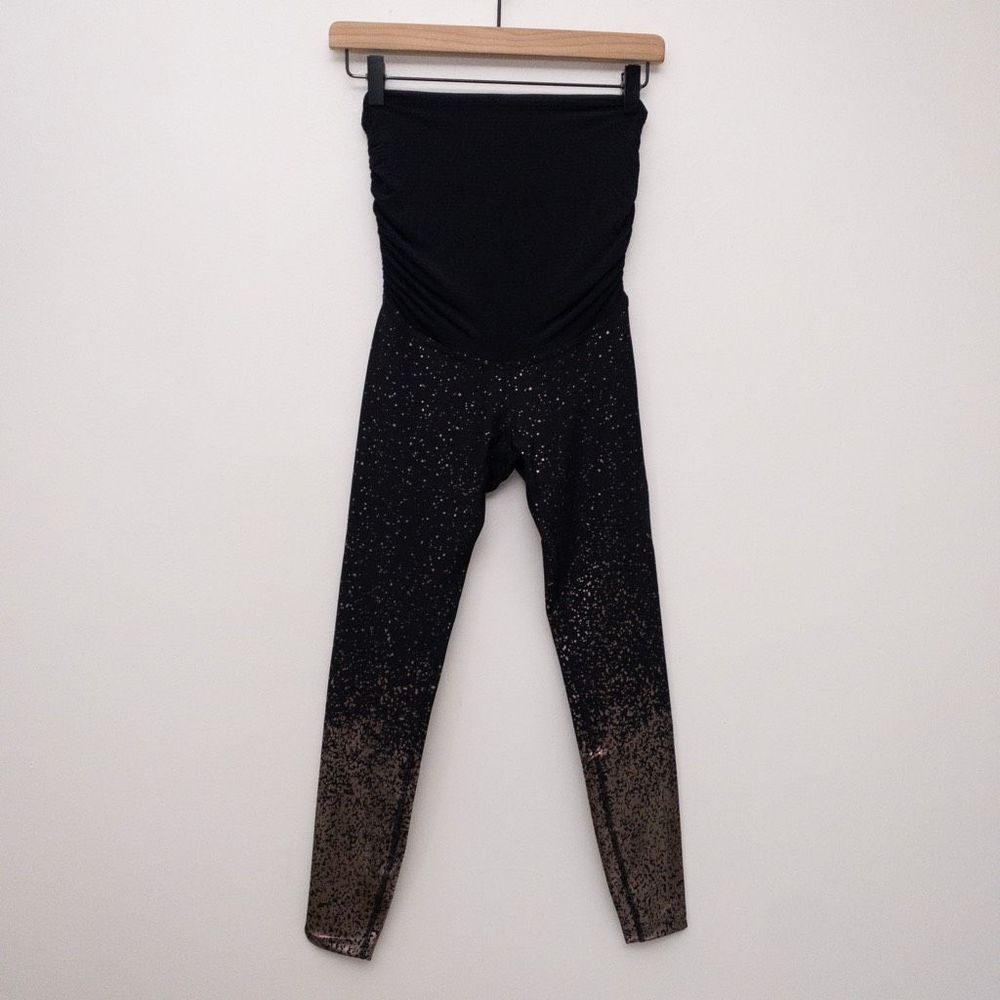 Beyond Yoga Beyond the Bump Alloy Ombré Maternity Legging Gold Size Small